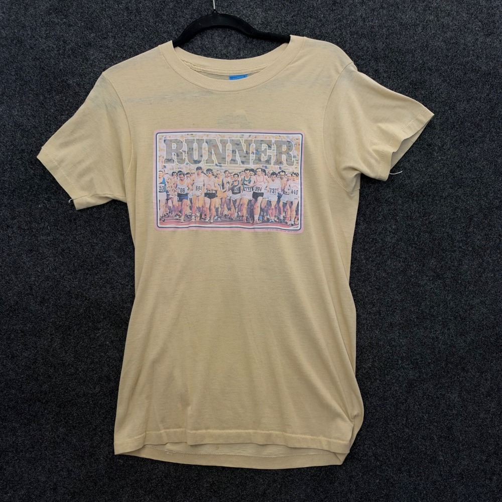 Vintage 1977 Screen Stars Runner Iron On T-Shirt Yellow Single Stitch Mens M